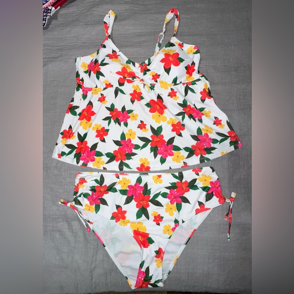 Floral Two-Piece Tankini Swimsuit